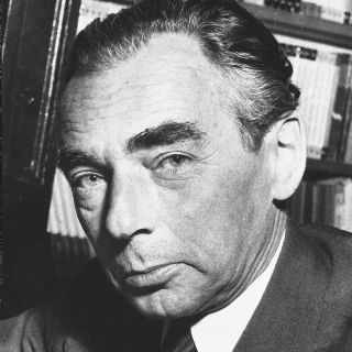 Erich Kästner 1961.jpg